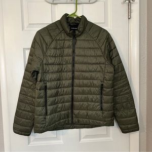Everlane ReNew Lightweight Puffer